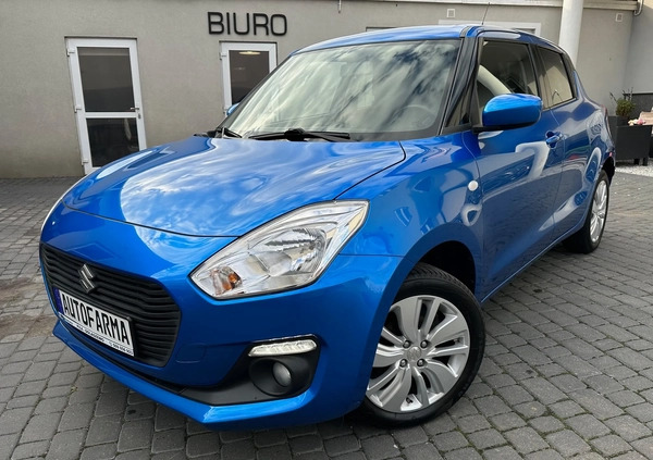 Suzuki Swift cena 49900 przebieg: 54200, rok produkcji 2020 z Bisztynek małe 704